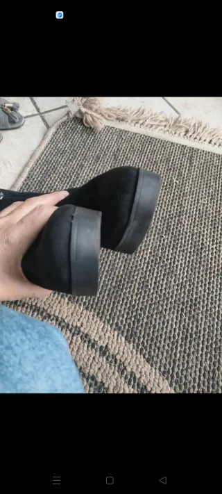 Stivaletti neri tacco