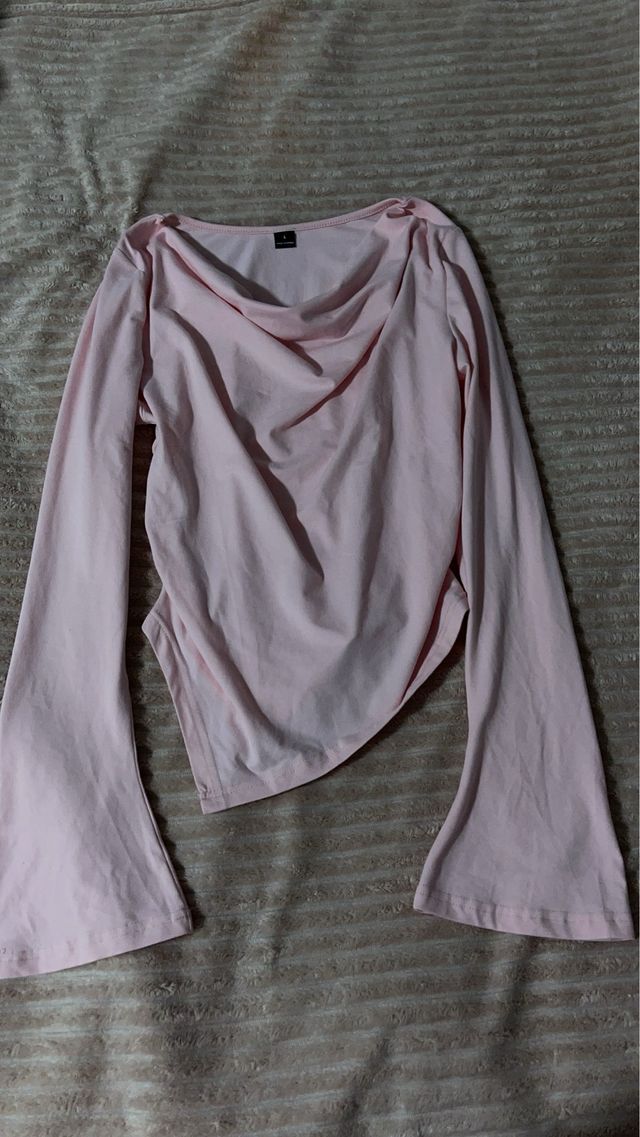 Blusa rosa manga acampanada