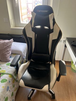 Silla Gaming Gshopper Negra y Blanca