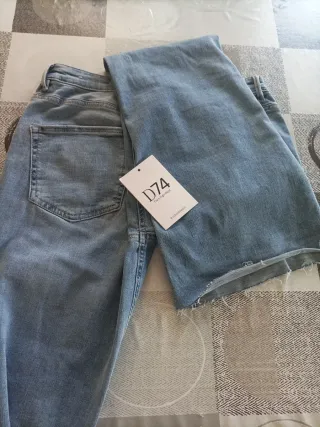 Pantalón vaquero D74 Stradivarius