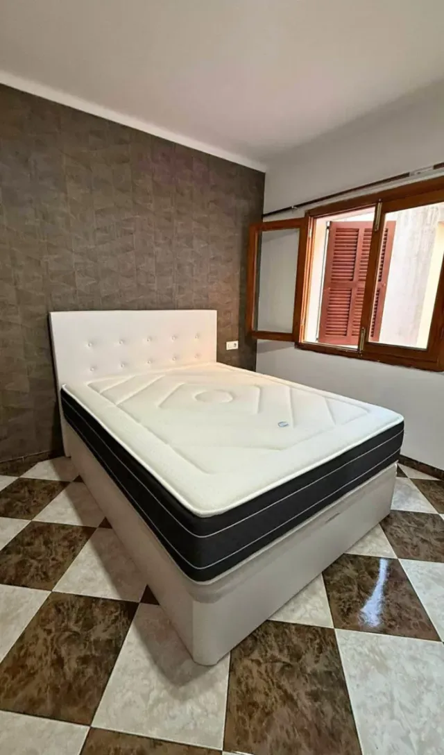 Camas canapes colchones cabezales bases somieres