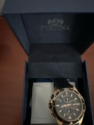 Reloj festina Negro y Dorado