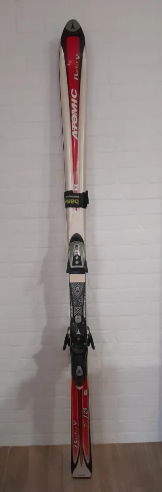 Esquís Atomic Beta V 7.18