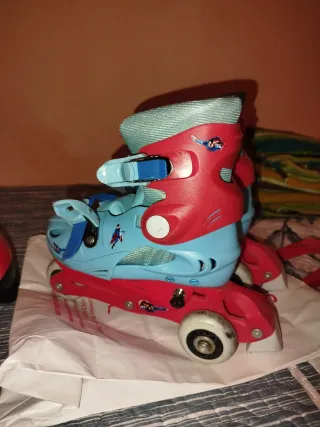 Patines y equipo de protección Superman