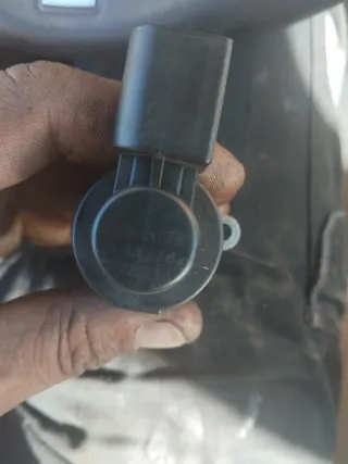 Regulador Presión Combustible BMW 0928400560