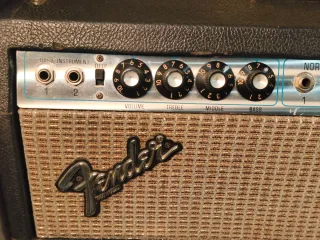 Fender Bassman 135 Amplificador Válvulas '70s