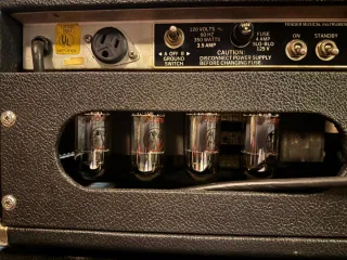 Fender Bassman 135 Amplificador Válvulas '70s