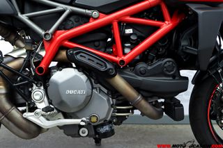 DUCATI HYPERMOTARD 950