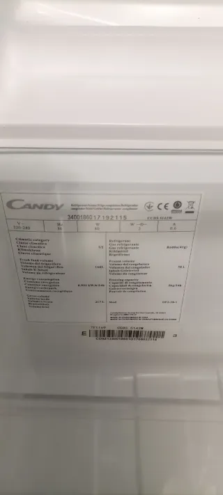 Nevera Candy 150cm