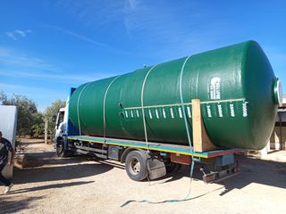 Depósitos de poliéster