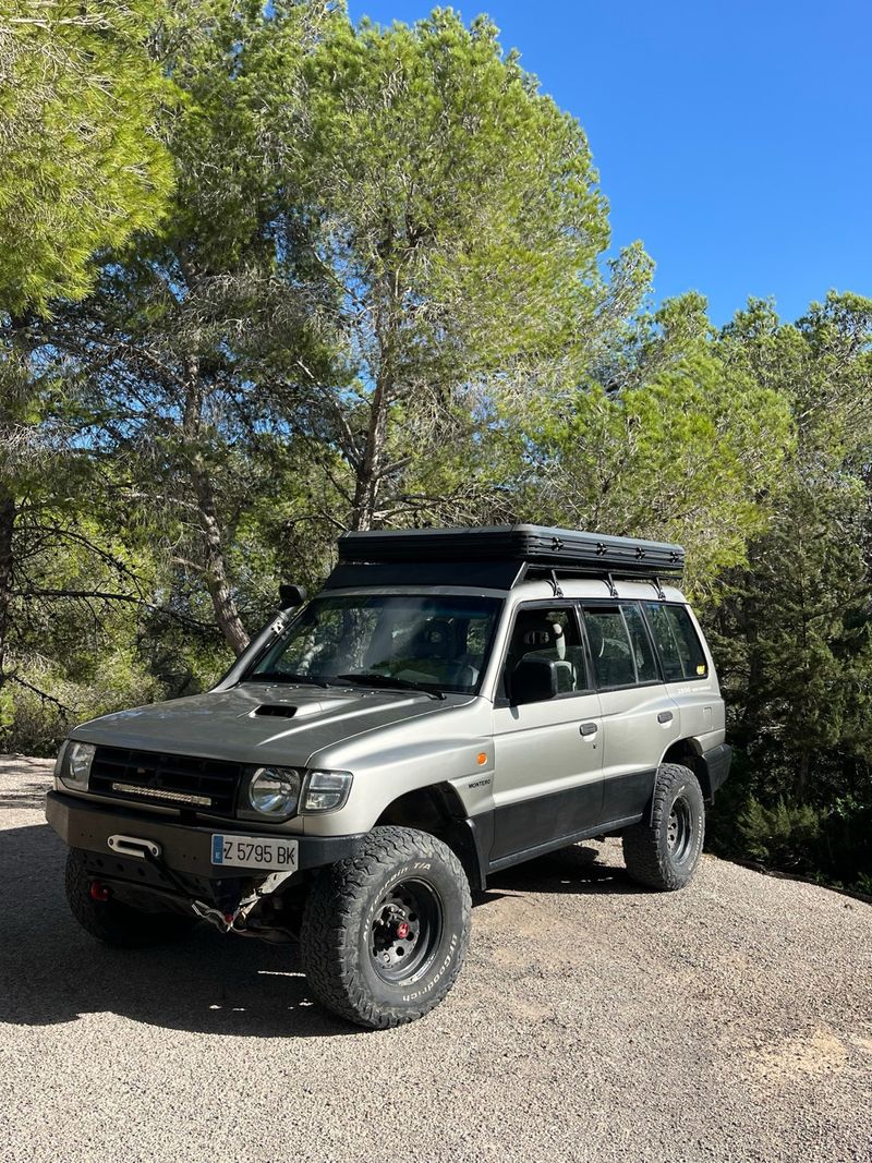 2x Mitsubishi Montero 2.8 v20 / v40 - foto 1