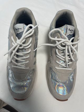 Zapatillas Pepe Jeans Beige y Plateadas