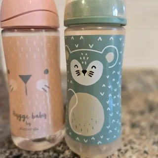 TODO EL lOTE. Lote 5 Biberones Suavinex premium +1