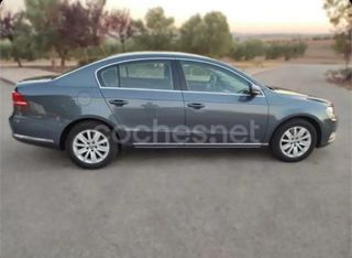 Volkswagen Passat 2013