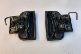 Maniglie Sportelli Saxo/106