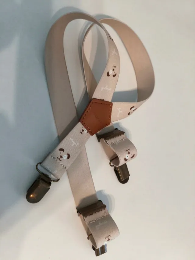 Tirantes bebé beige con perros