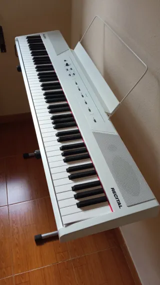 Piano Eléctrico Alesis Recital + Soporte