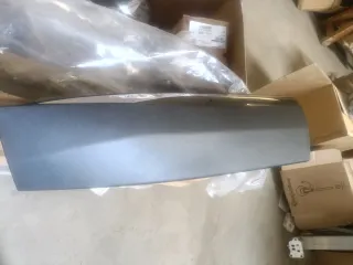 9811404277 Peugeot 3008 // 5008