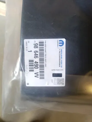 9811404277 Peugeot 3008 // 5008