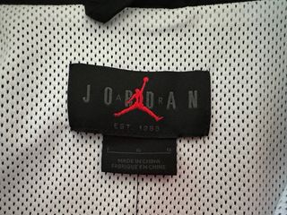 Chaqueta Nike Jordan Essentials NUEVA