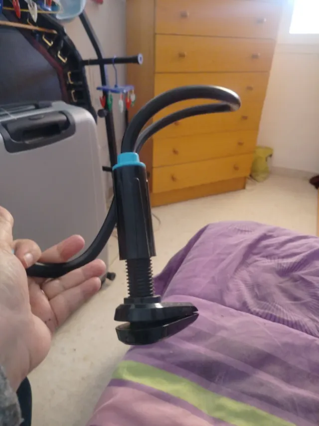 Soporte flexible para móvil/tablet