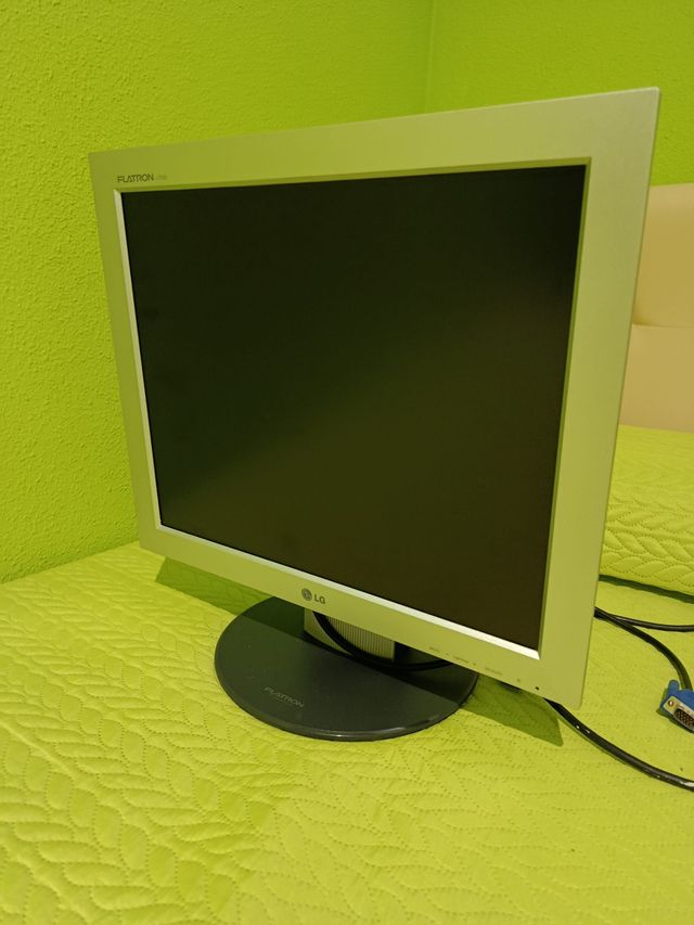 Monitor LG Flatron L1730S