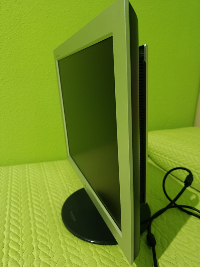 Monitor LG Flatron L1730S