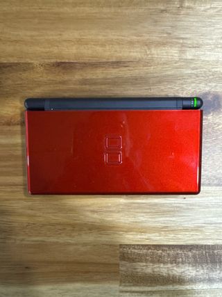 Nintendo DS Lite Roja + Juegos