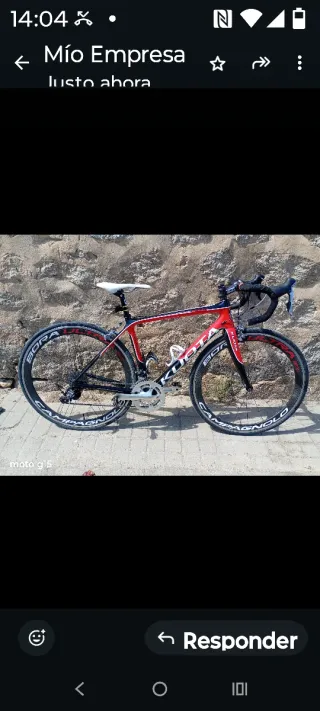 Bicicleta de carretera Kuota Roja