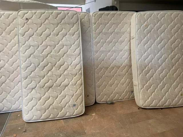 Colchones somieres bases tapizadas de hoteles