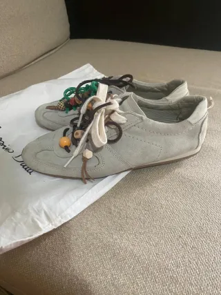 Sneakers Massimo Dutti stile Miu Miu