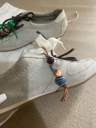 Sneakers Massimo Dutti stile Miu Miu