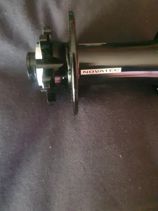 Buje Delantero Novatec 6 Tornillos Boost