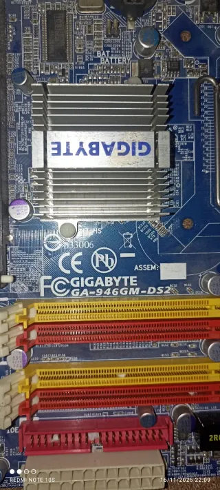 Placa Base Gigabyte PC