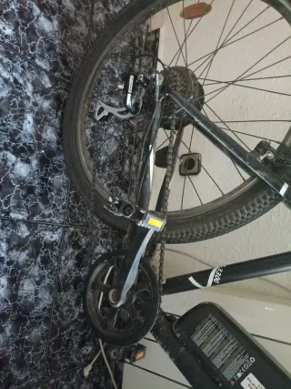 Bicicleta eléctrica TOPLIFE poco uso