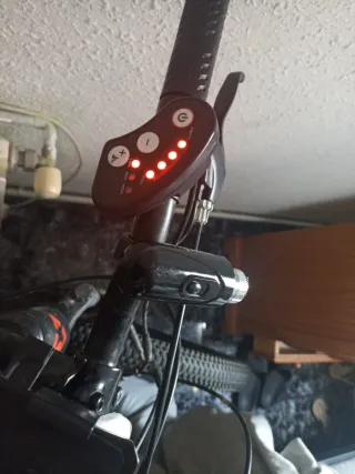 Bicicleta eléctrica TOPLIFE poco uso