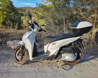 Honda SH300i 2018 - 14.200km
