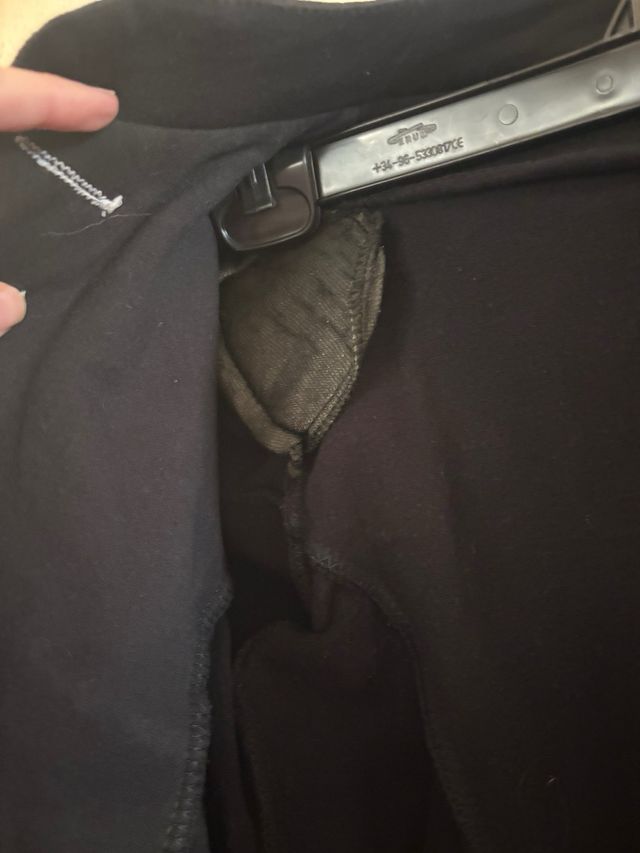 Chaqueta militar negra larga