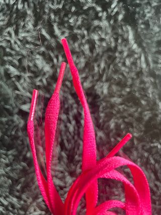 Lacci scarpe sportive fucsia