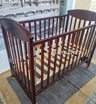 CUNA MADERA COLOR NOGAL
