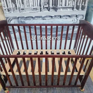 CUNA MADERA COLOR NOGAL