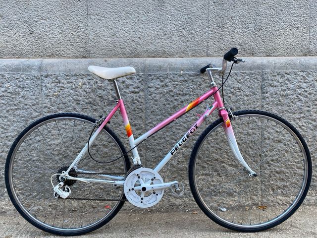 Bicicleta Peugeot Rosa y Blanca