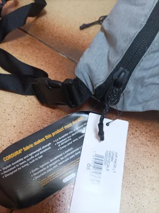 Riñonera Dakine Venture Series Gris