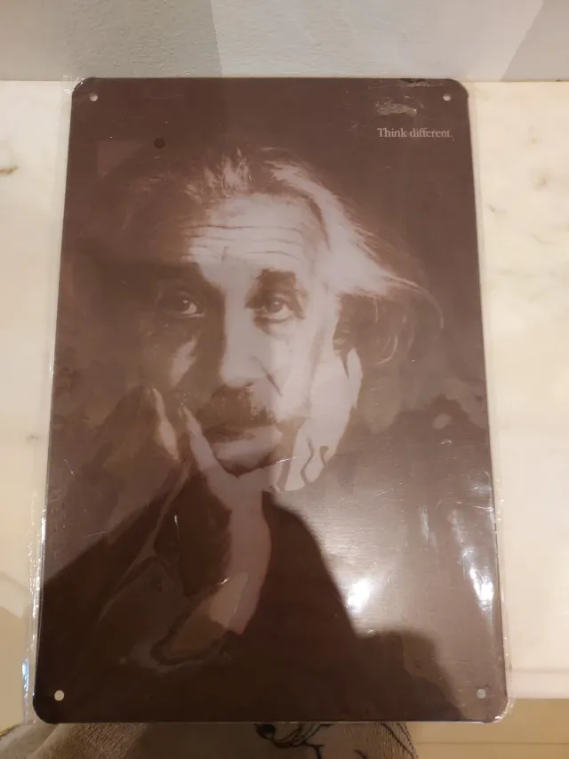 2 Placas de Metal ,Vintage ,en Blanco y Negro