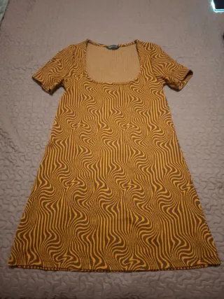 Vestido Stradivarius estampado