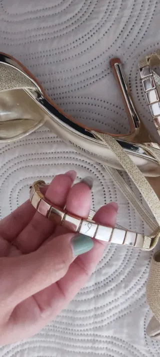 Tacones dorados fiesta talla 39