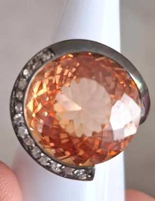 Anillo Topacio Grande