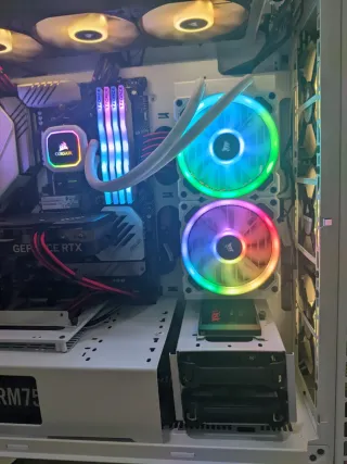 PC Gaming Thermaltake Blanco