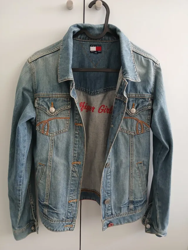 Chaqueta vaquera Tommy Hilfiger niña T.16.