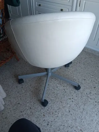 Sillón de estudio Ikea con ruedas blanco
